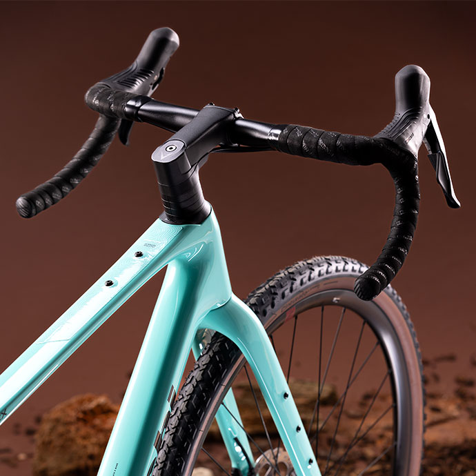 Bicicletta da gravel Bianchi Arcadex Comp GRX 610/822