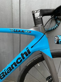 Bicicletta da strada Bianchi Oltre XR4 CV